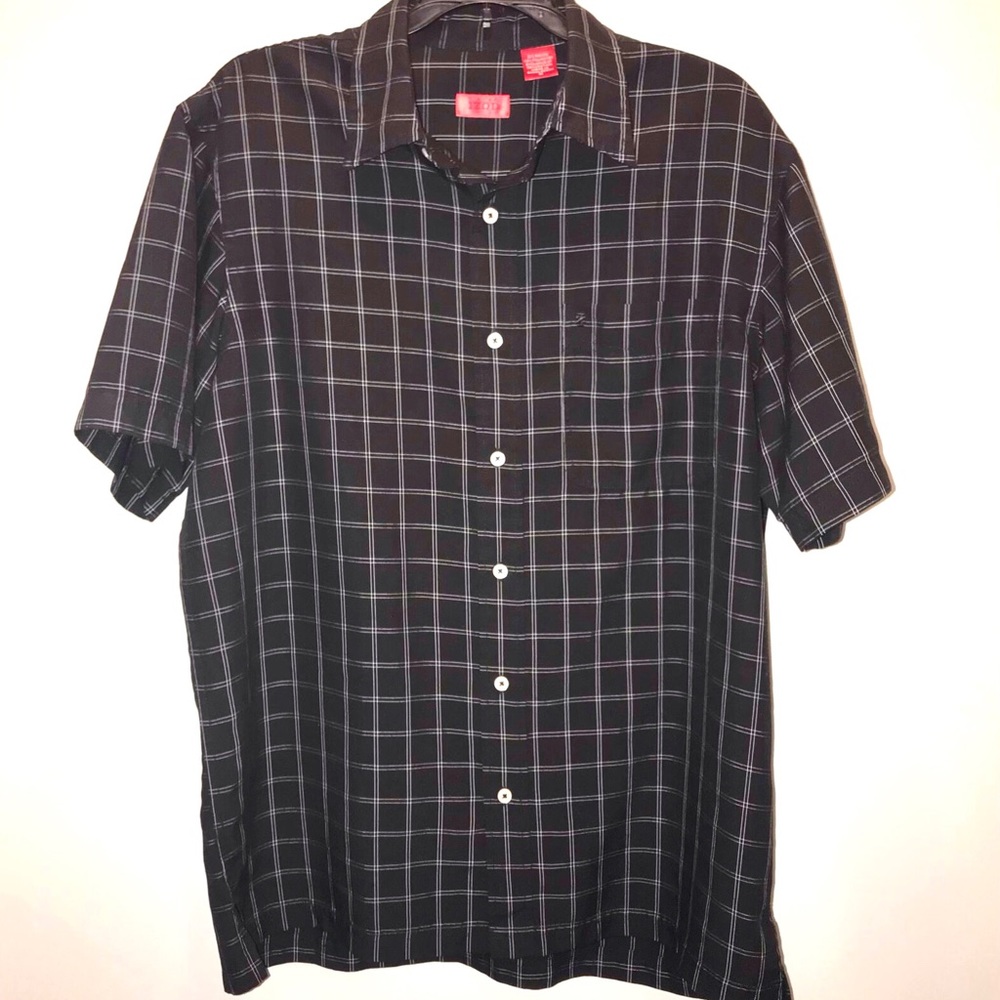 Izod short sleeve button down shirt